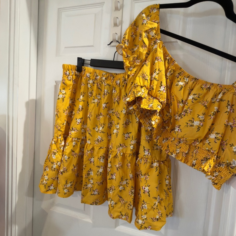 Bright Yellow Floral Print Skirt Set NWT
